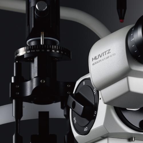 HS Series: A high-end slit lamp microscope equipped with premium lenses to deliver high-resolution images.