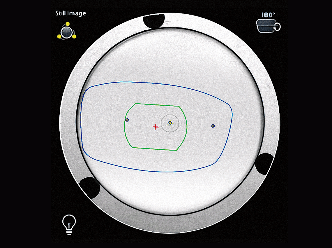 Image of automatic lens gripping